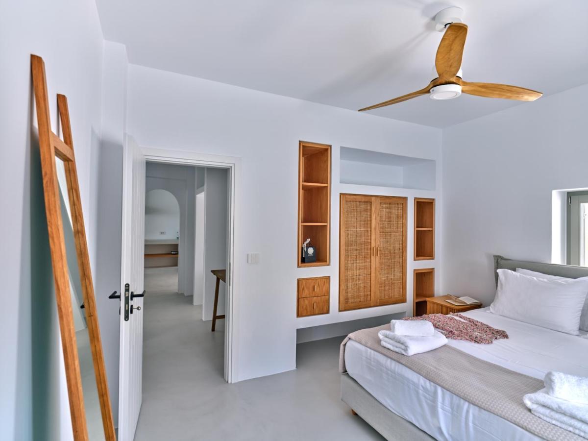 Siora Of Paros - Ammiralis & Castelis Villa Náousa Exteriör bild
