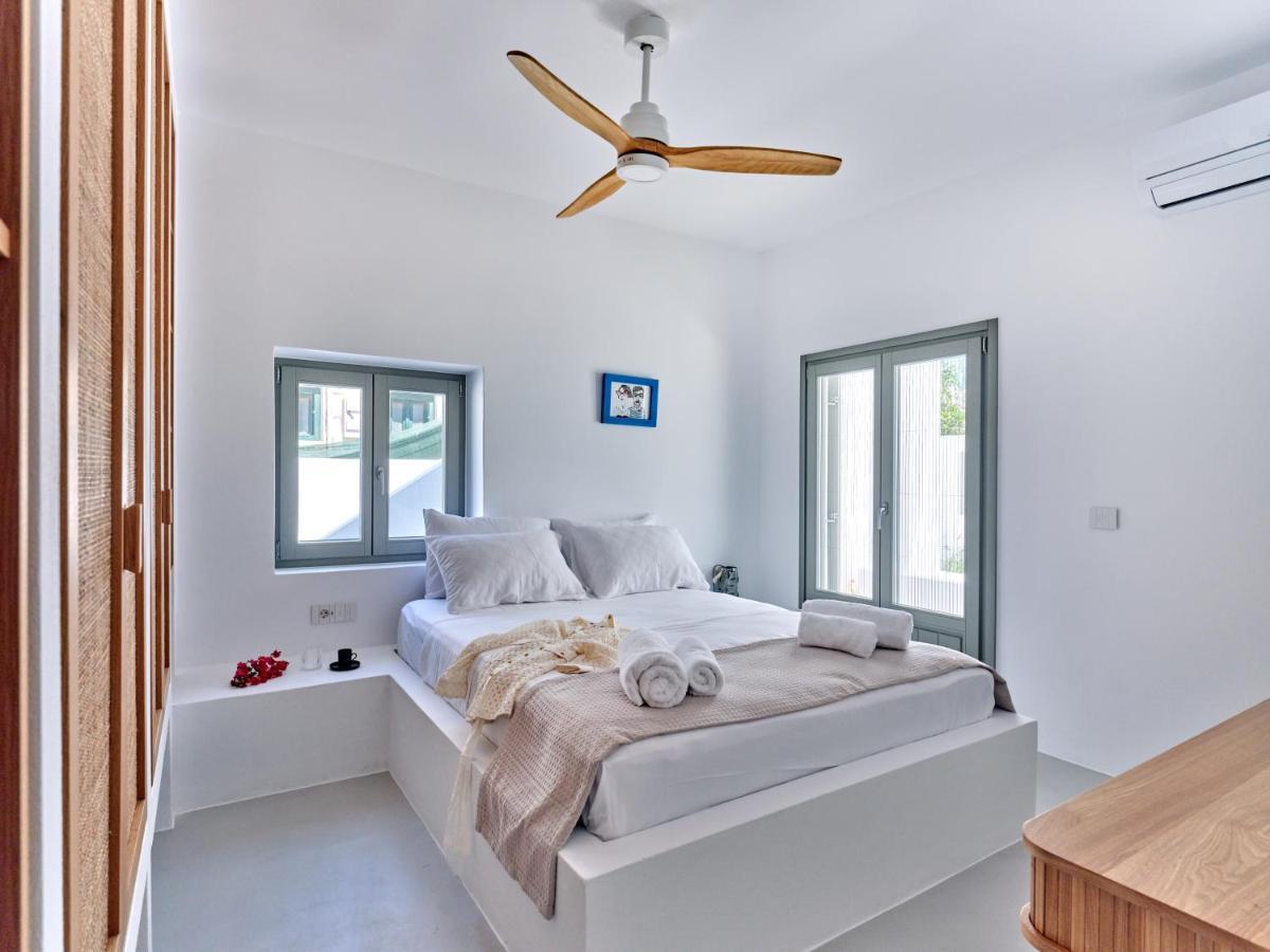 Siora Of Paros - Ammiralis & Castelis Villa Náousa Exteriör bild