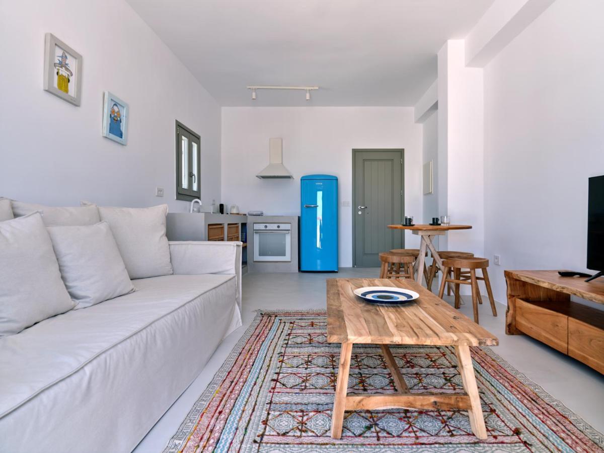 Siora Of Paros - Ammiralis & Castelis Villa Náousa Exteriör bild