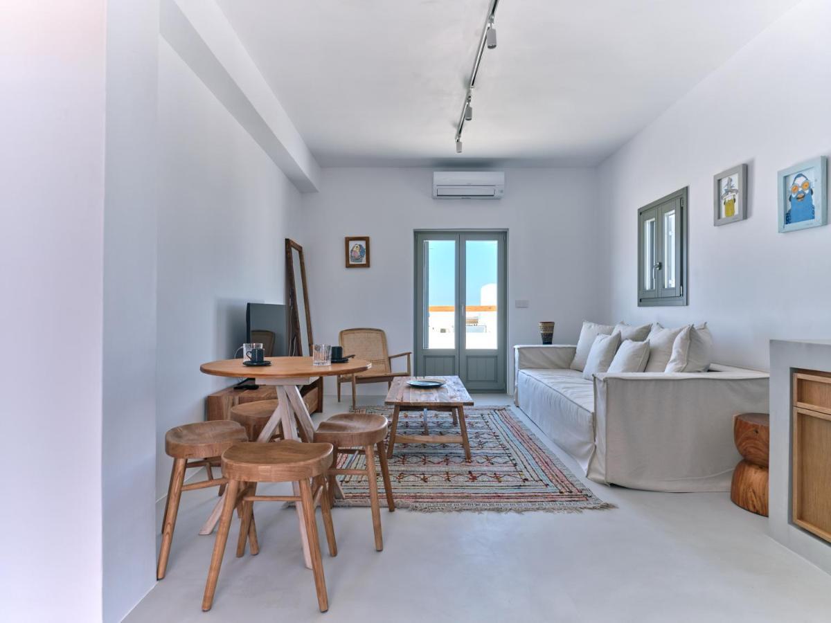 Siora Of Paros - Ammiralis & Castelis Villa Náousa Exteriör bild