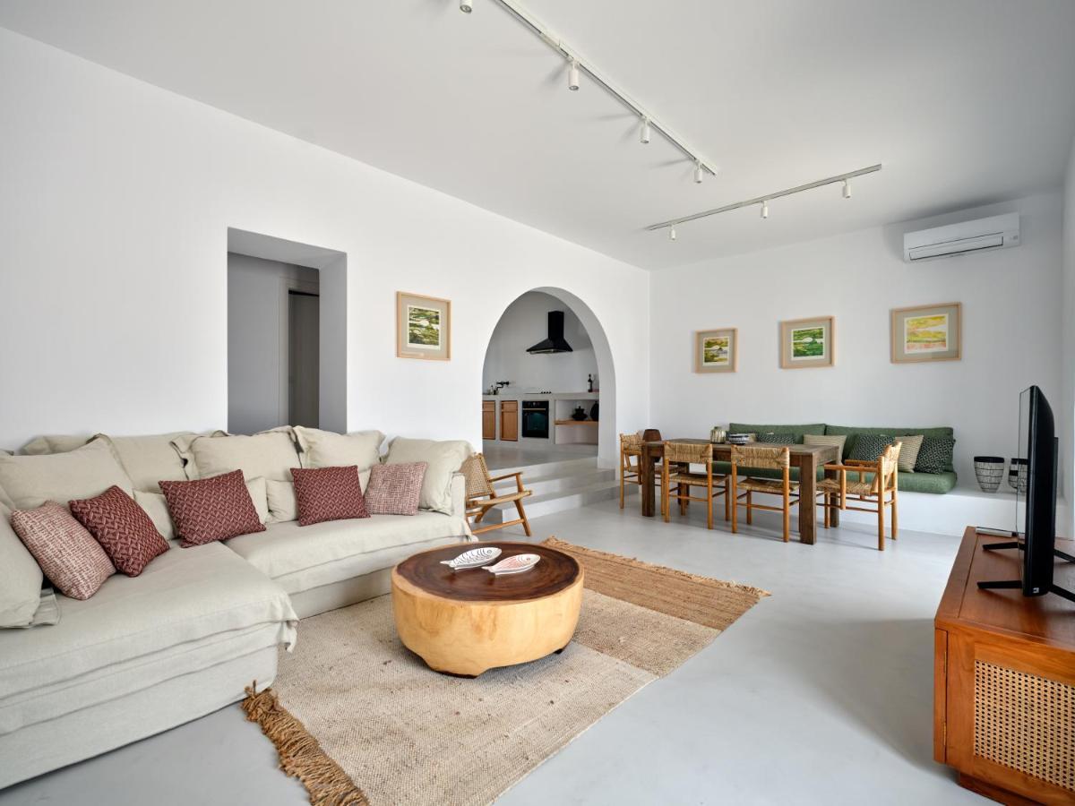 Siora Of Paros - Ammiralis & Castelis Villa Náousa Exteriör bild