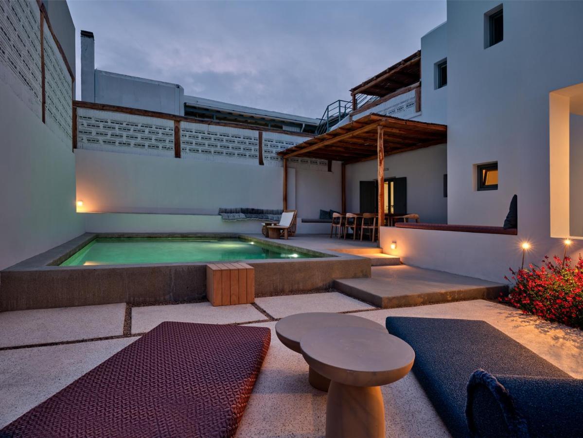 Siora Of Paros - Ammiralis & Castelis Villa Náousa Exteriör bild