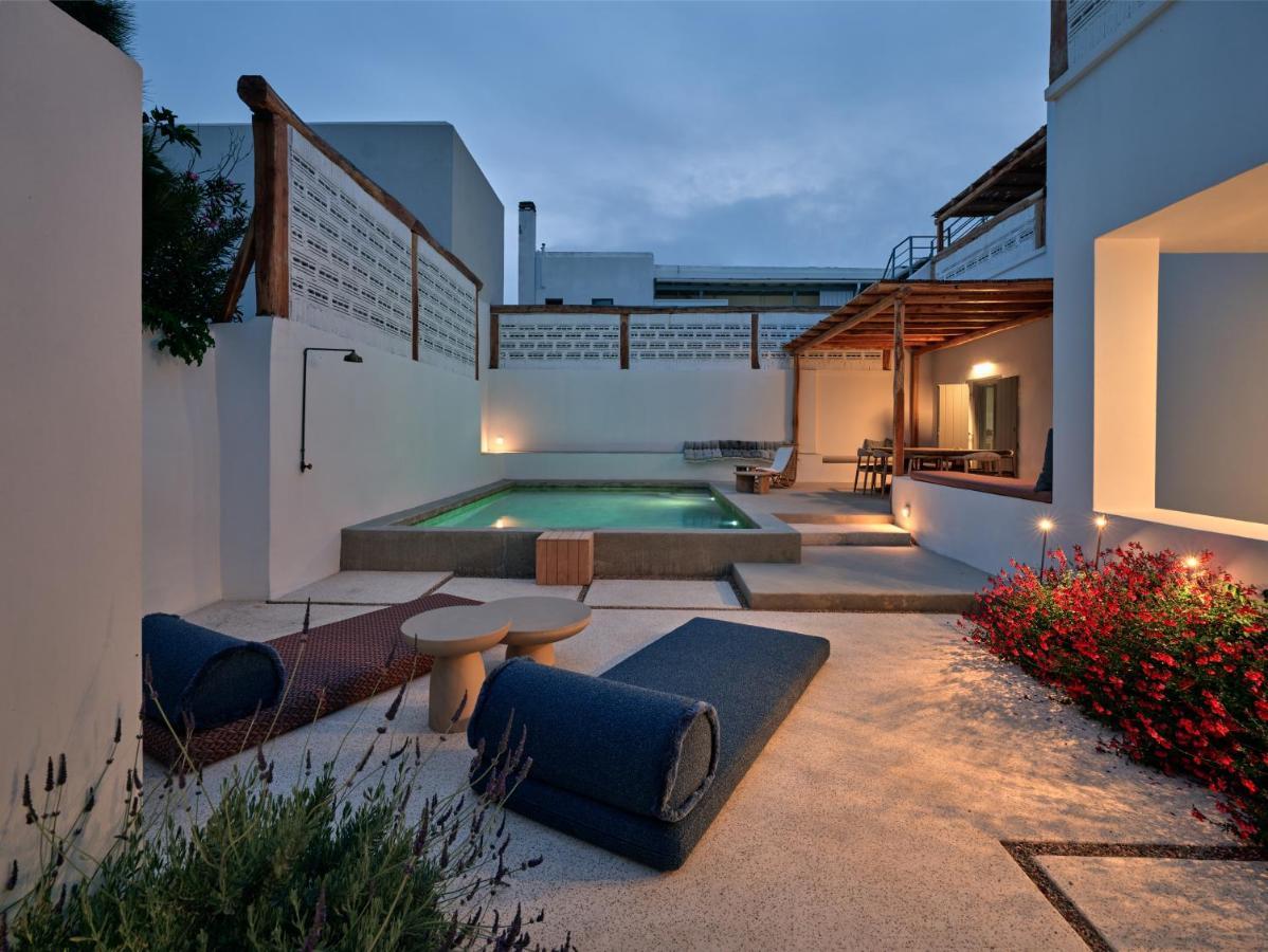 Siora Of Paros - Ammiralis & Castelis Villa Náousa Exteriör bild