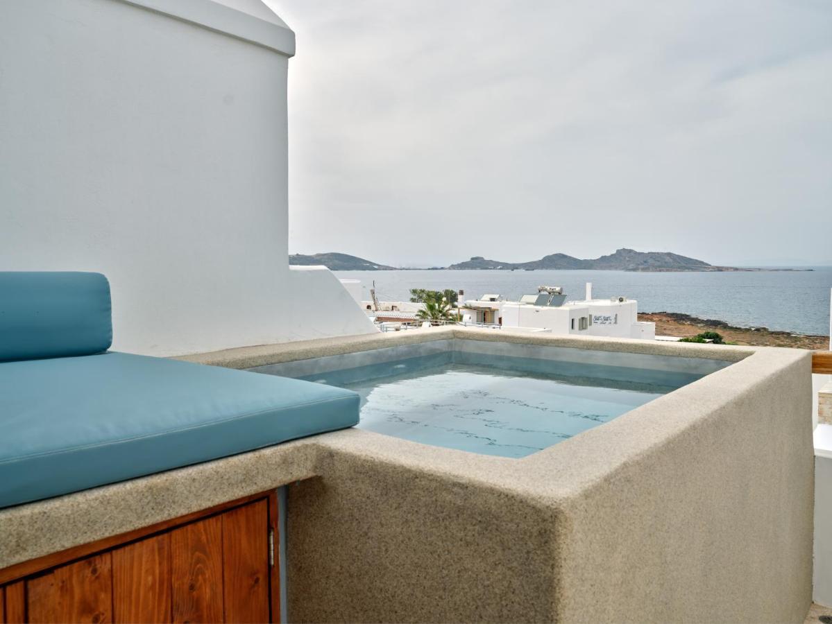Siora Of Paros - Ammiralis & Castelis Villa Náousa Exteriör bild